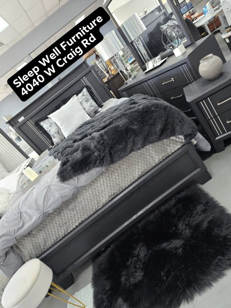 ✨️4pc Queen, King Bedrooms ✨️ Furniture Sectionals, Dining Avail