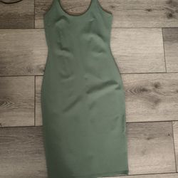 green tight dress