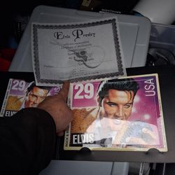 Elvis Presley Limited Edition Certificate Of Authenticity Puzzle Stamp And Magnet Set