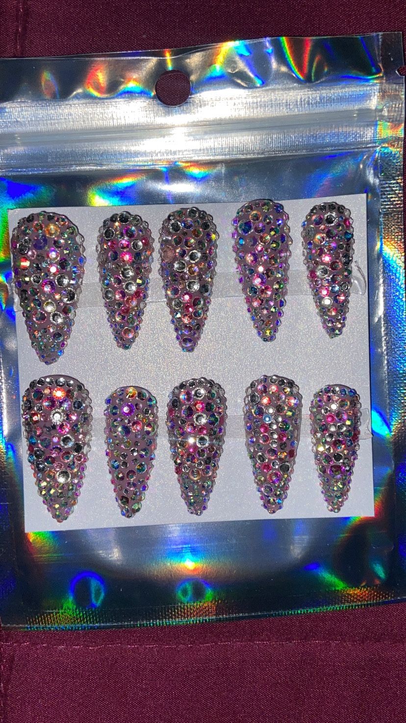 Press On Nails Medium