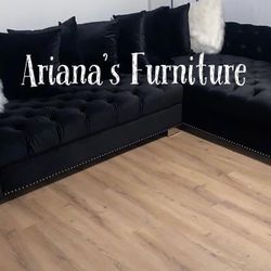 New Large Velvet Sectional 125x90 (black,blue,grey)