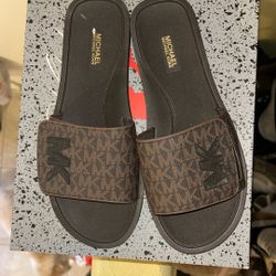Michael Kors Sandals Size 9 In Women 
