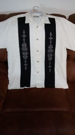 Men's Havana/Cuban/Camp Shirt size Large