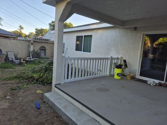 Vinyl Fence 