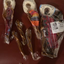 Souvenirs from Guanajuato, Mexico, specifically related to the "Momias de Guanajuato" (Mummies of Guanajuato