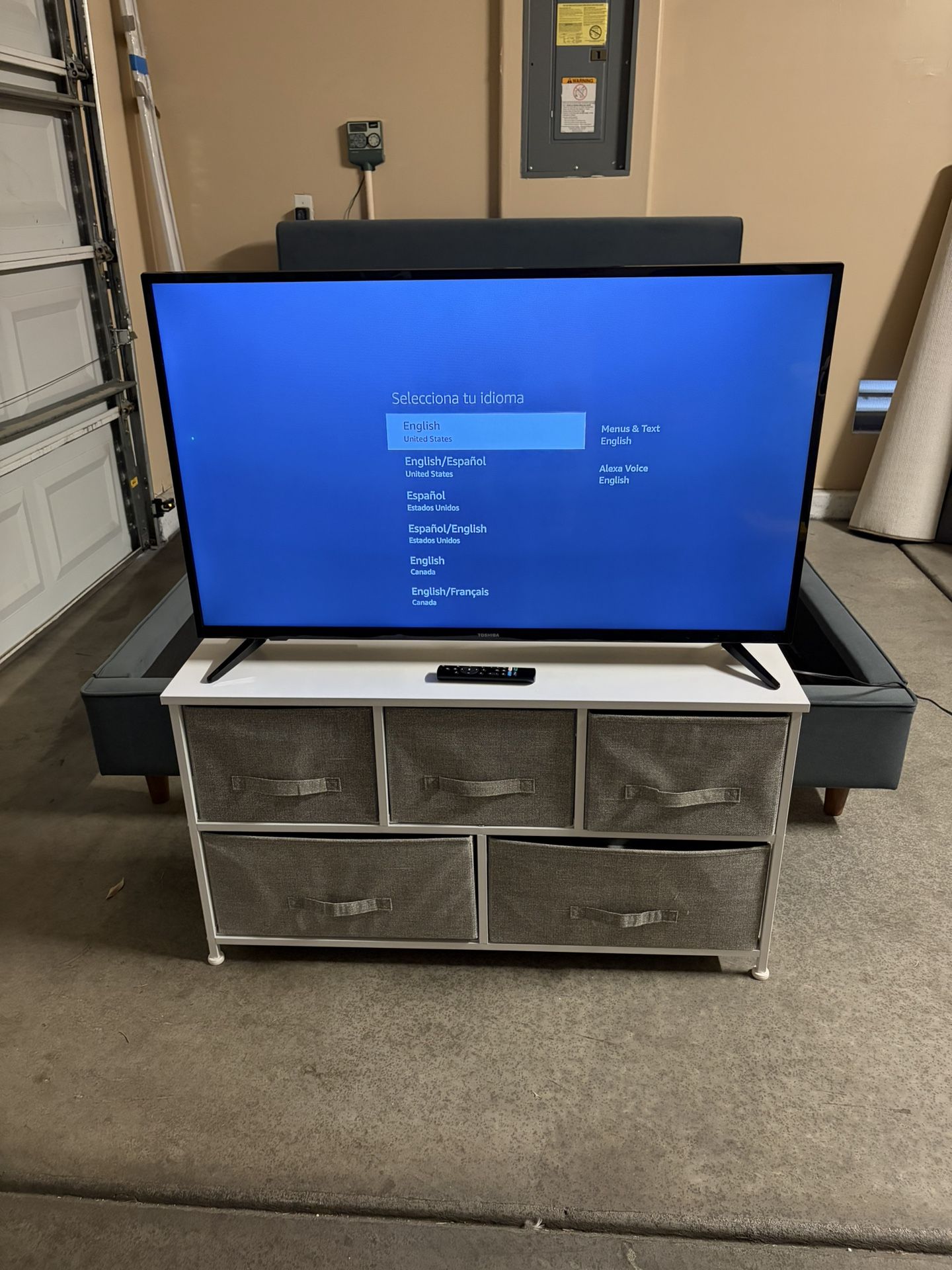 Toshiba Fire Tv With Dresser