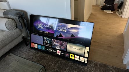 50 inch 4K smart LG TV and mount rarely used