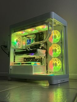 Corsair 4500X ARGB Gaming PC ~ Ryzen 7 9800X3D + RX 9070 XT 16GB OC