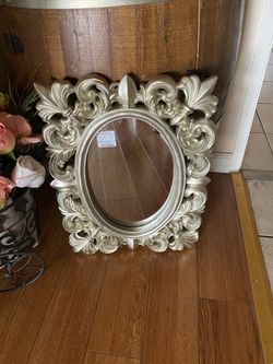 Decorated wall mirrors 2