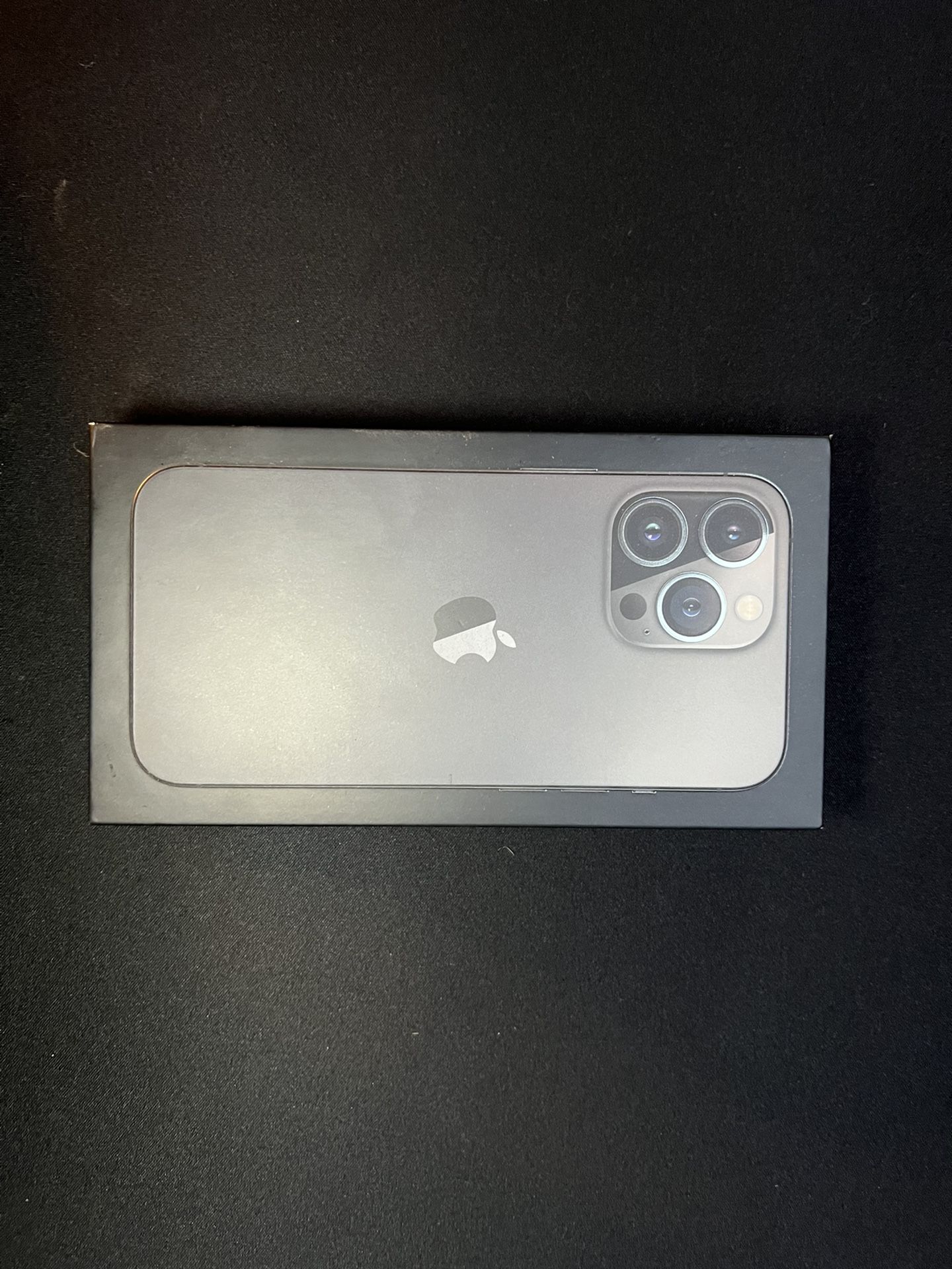 iPhone 13 Pro Box