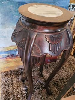 Antique Stand