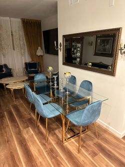 Stylish 6 Seater Glass Dining Table Set