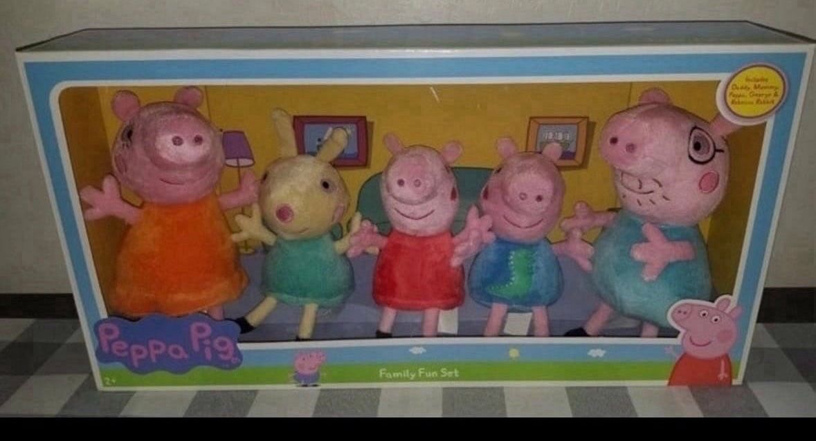 New Peppa Pig Family Fun Set of 5 Plush Characters    ***You can bundle multiple items at once to save on shipping costs by adding all items to your c
