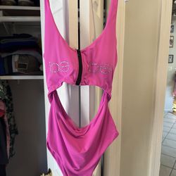 Woman’s bathing suits