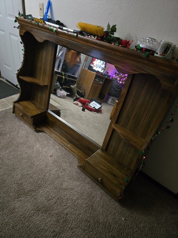 Top Dresser Mirror