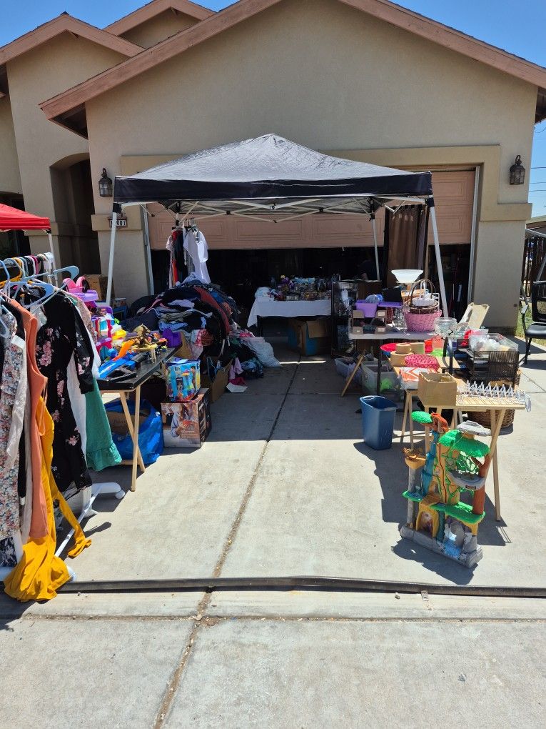 Yard Sale THURSDAY & FRIDAY ONLY!!