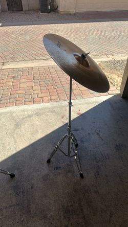 20 Inch with stand