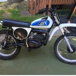 Yamaha MX175 Dirt Bike
