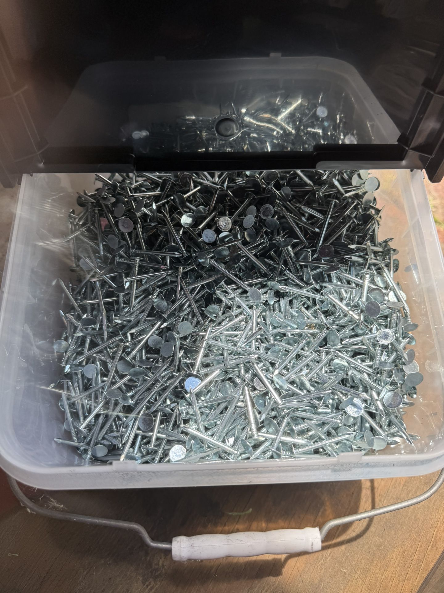 Roofing Nails.