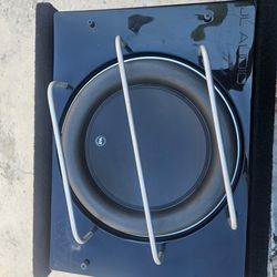 Jl audio 13w7 subwoofer in original box