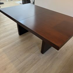 O-Palier Dining Table – Model #210-03T (Series #228)