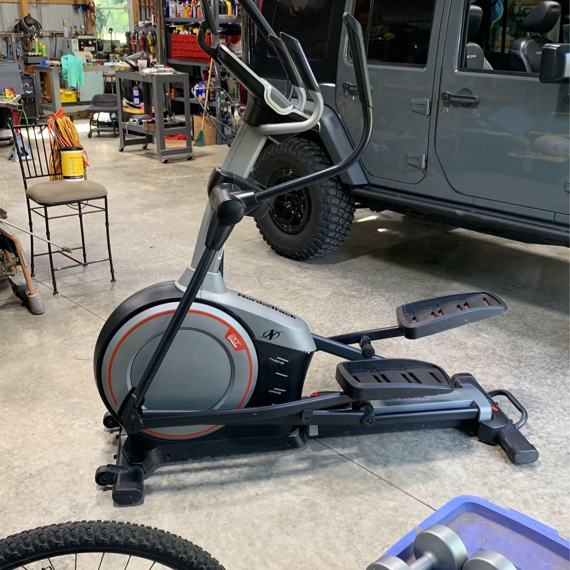 NordicTrack Studio Smart Elliptical 