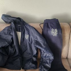 Windbreaker And Sweats Sportstreck