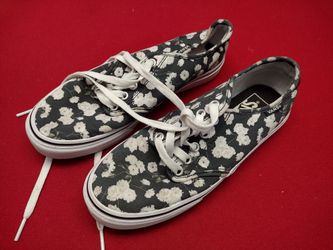 Vans (Women's)