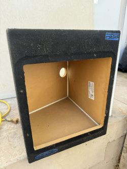  Speaker Box
