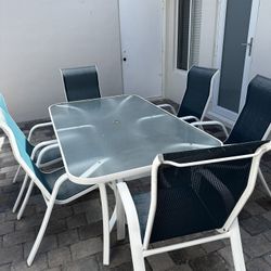 Outdoor Dining Set