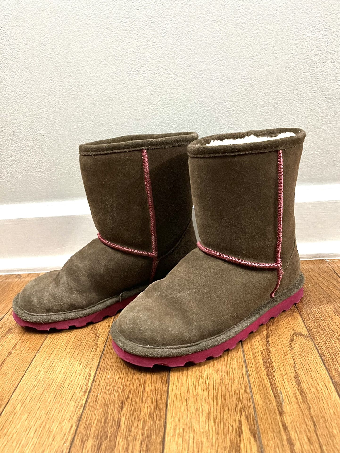 Girls Bearpaw Boots