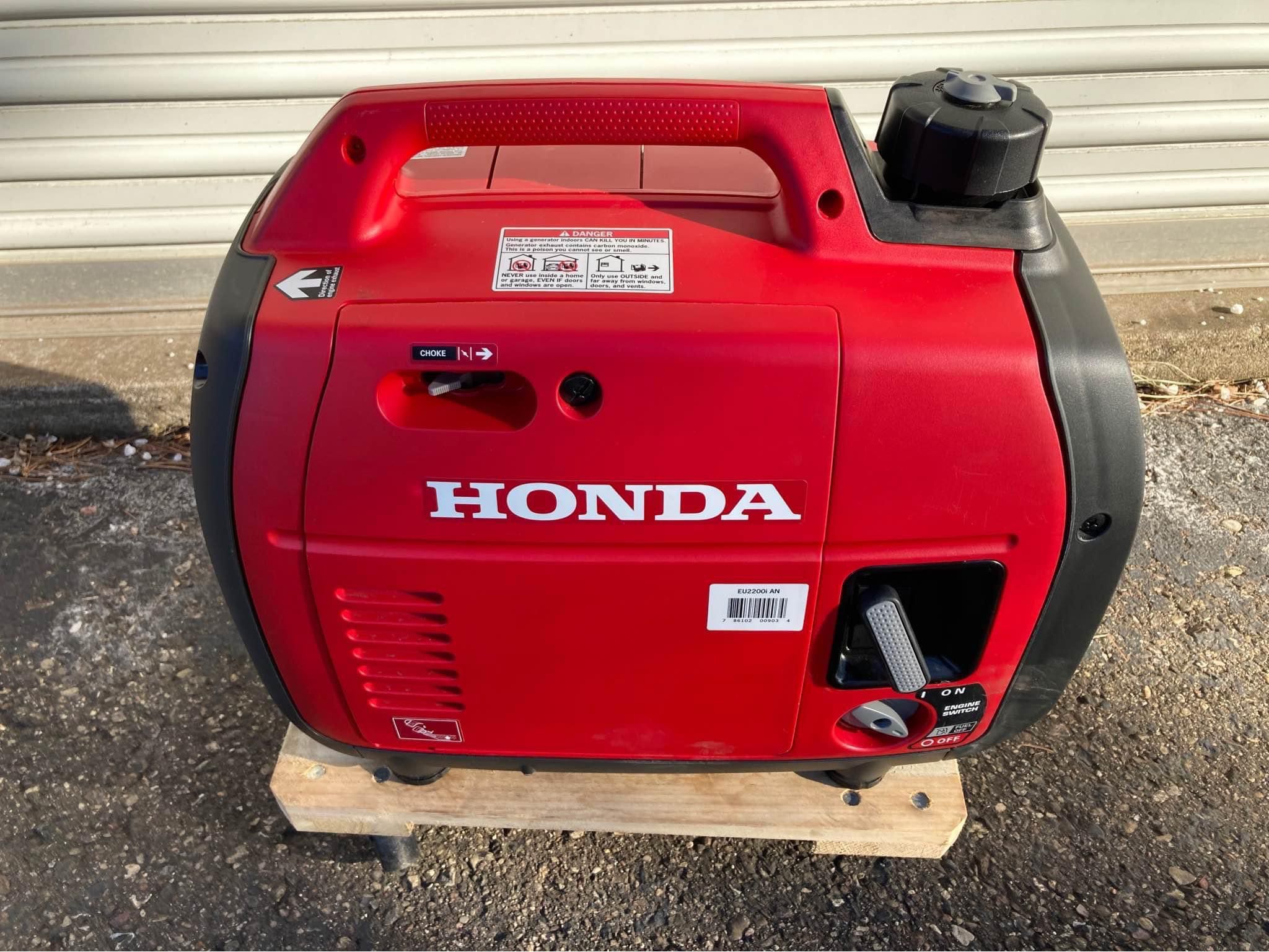 Honda Eu2200i generator