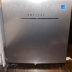 Frestec Mini Fridge with Freezer (originally $95!)
