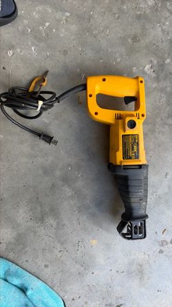 Dewalt reciprocating saw
