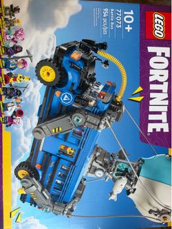 Lego battle bus