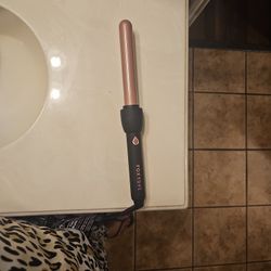 FOXYBAE ROSE GOLD WAND!!! ALMOST NEW