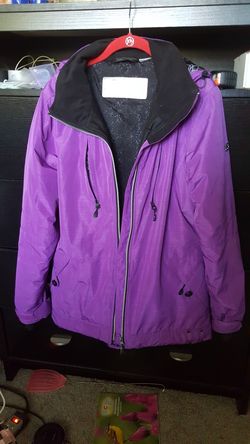 Jacket size Large brand Body Glove