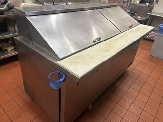 True fridge Prep Counter-72