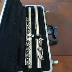 Vintage Musical Instruments 
