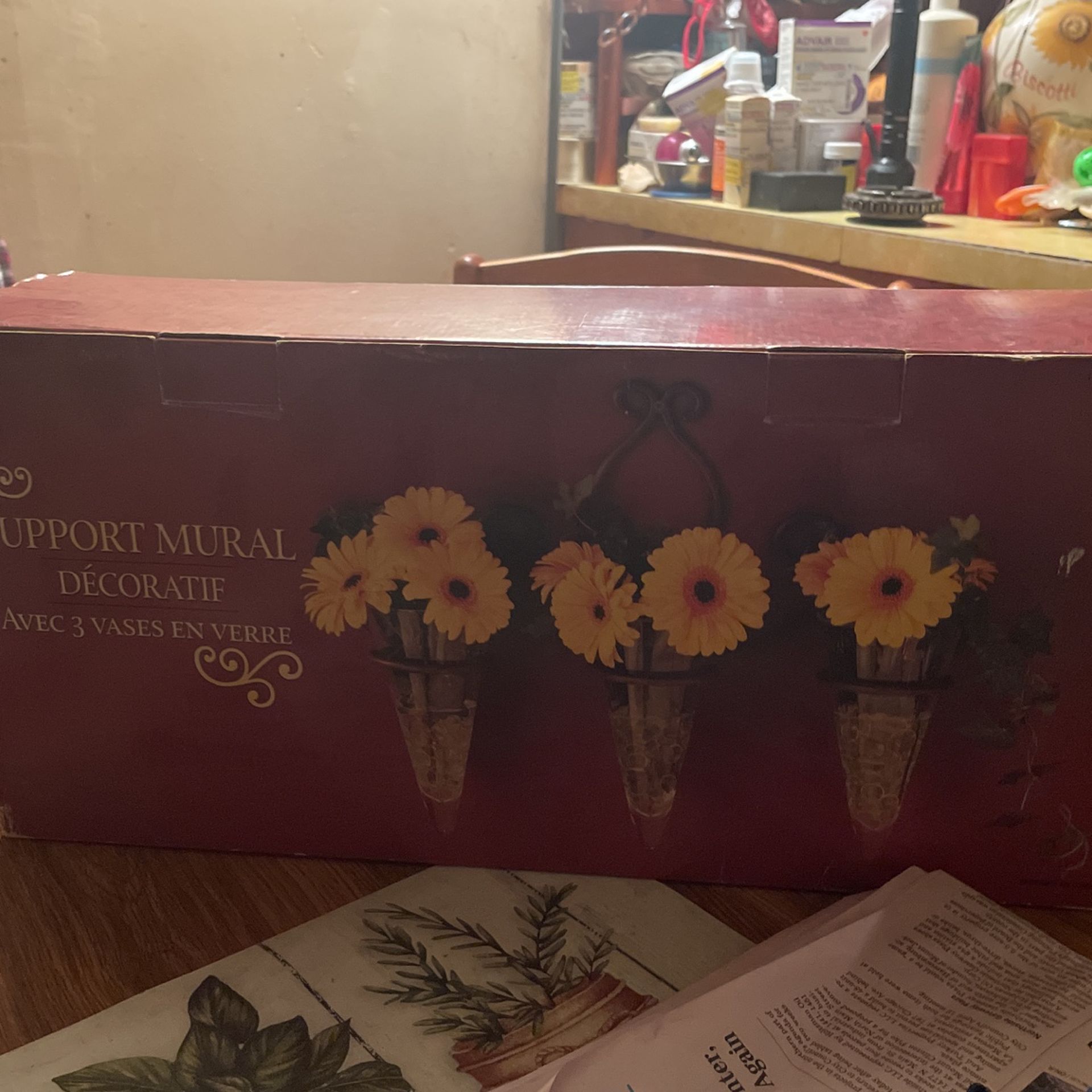Wall Sconce With 3 Glass Vases Brand New
