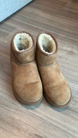 Brown uggs size 8 women’s
