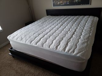 Novaform ComfortLuxe 3” Gel Memory Foam Mattress Topper