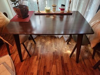 DINNING TABLE
