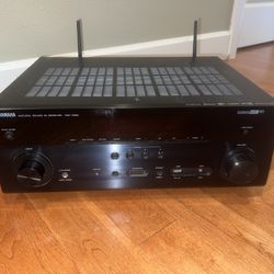Yamaha TSR-7850 4K HDR 7.2 channels AV Receiver