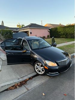 2012 MERCEDES BENZ C-250