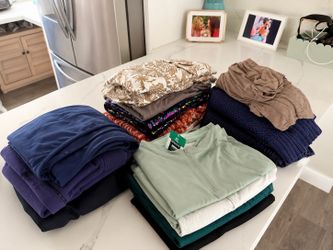 XL and 2XL women’s clothing HUGE LOT