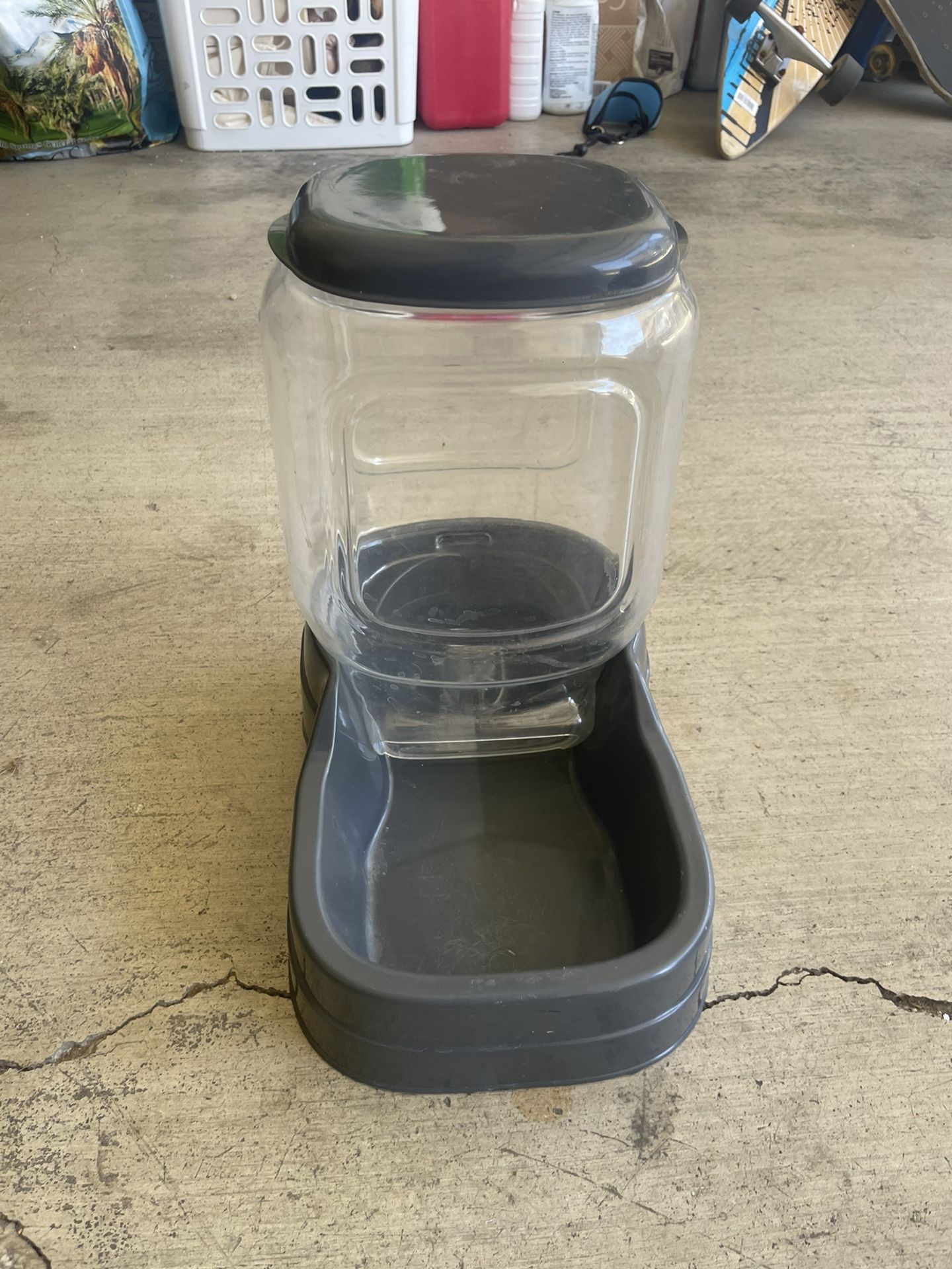 Dog/Cat Water Drinker