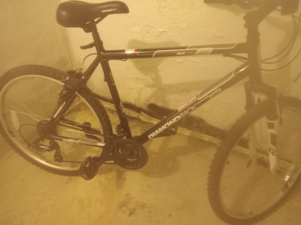 Like new 26 inch diamondback outlook 6061 $$$175 