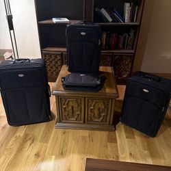 4 Piece Protocol Luggage Set