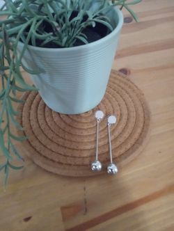 Brand New Fashion Earrings Silver